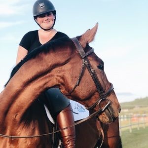 Meet your Posher, Meredith